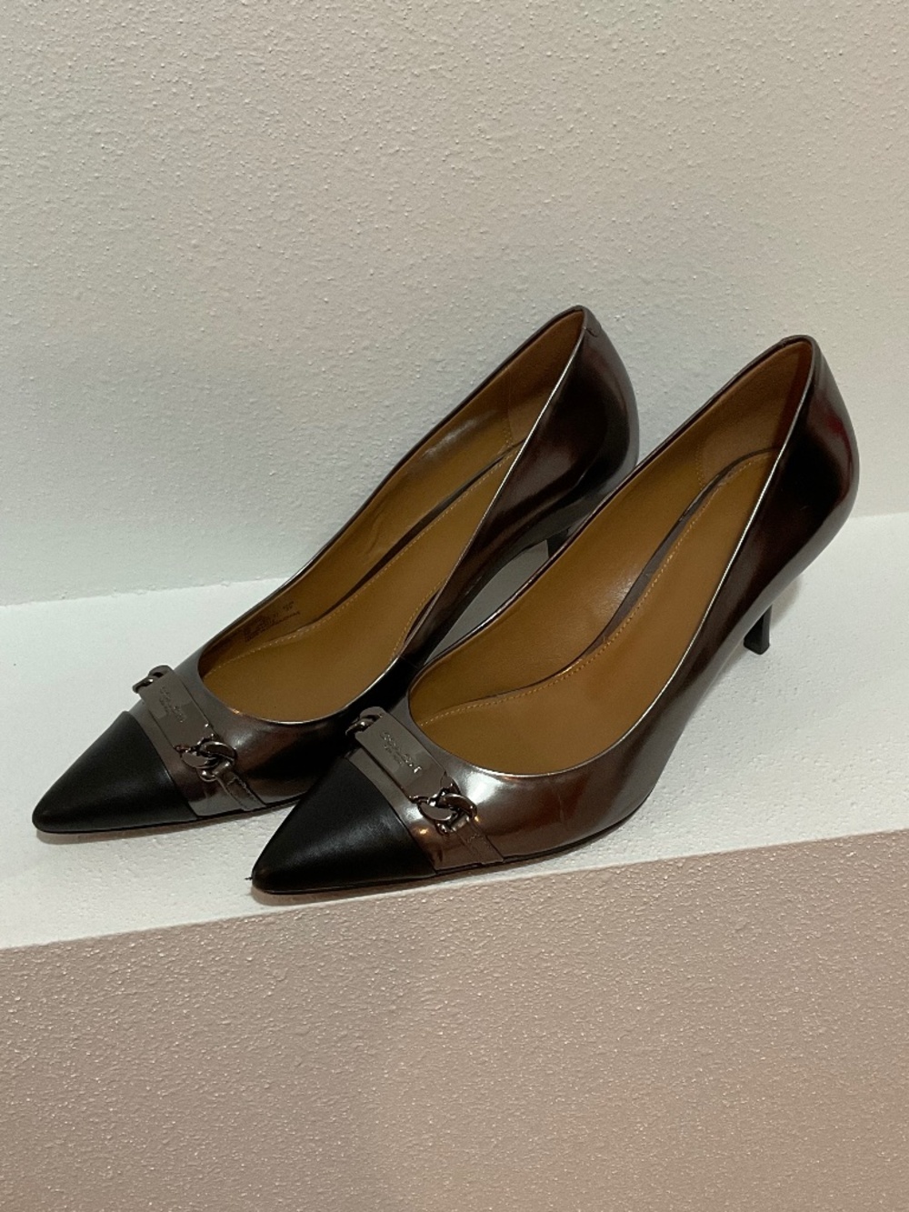 Coach Bowery Mirror heels 9M